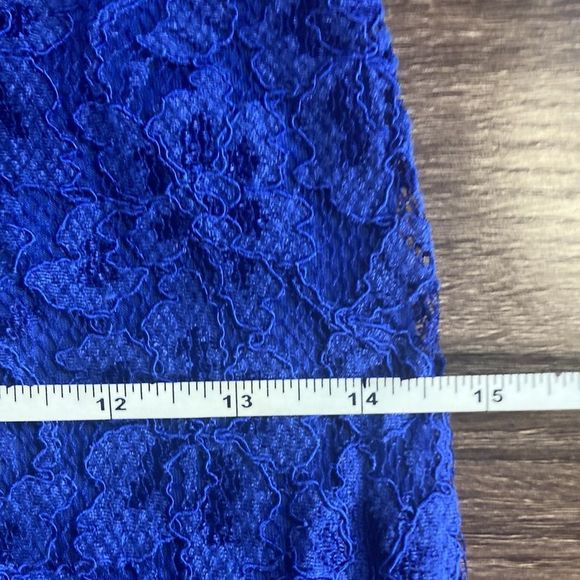 NWT Diane Von Furstenberg Lace dress, size 2 Cobalt Blue - Picture 10 of 14